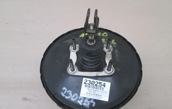 Mazda 626 Brake booster