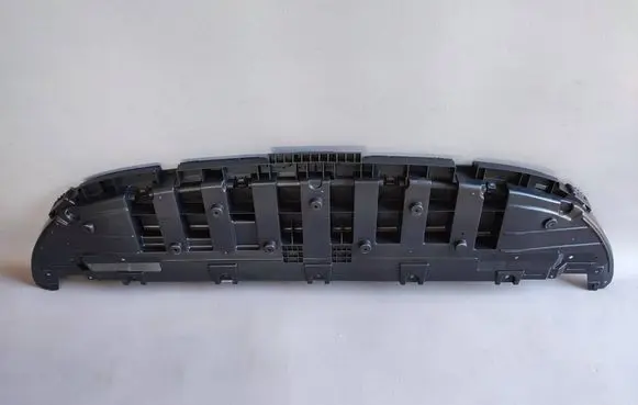 Renault Arkana Front bumper skid plate/under tray 622484604R