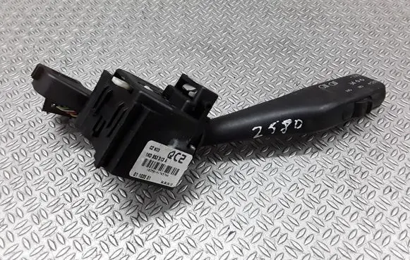 Volkswagen Touran I Indicator stalk 1K0953513A