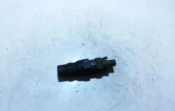 Mercedes-Benz E W124 Fuel injector