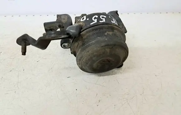 Toyota Corolla Verso AR10 Engine mount bracket