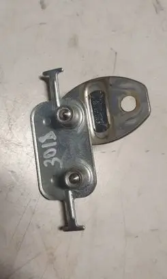 Audi A6 S6 C6 4F Rear door lock loop/hook striker 3B0837033F 4B0809237A