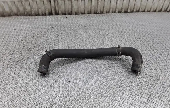 Volkswagen Touran I Engine coolant pipe/hose