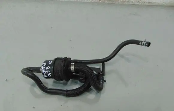 Renault Captur Water pump 223727641R