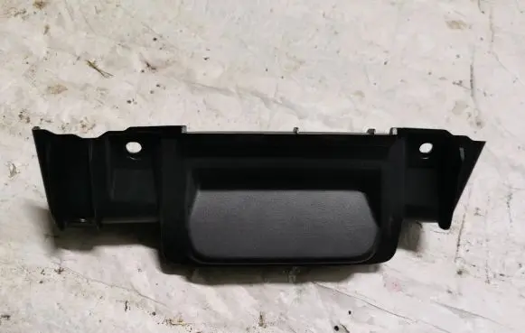 Citroen Berlingo Rear door handle trim 9818689777