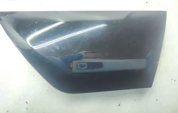 Mercedes-Benz C W204 Front door trim bar A2047201022