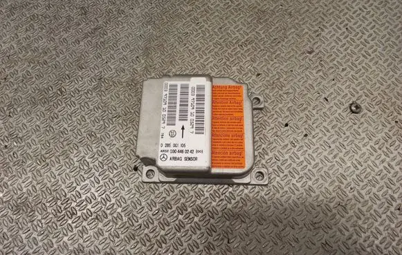 Mercedes-Benz Vito Viano W638 Airbag control unit/module 0285001105 0004460242