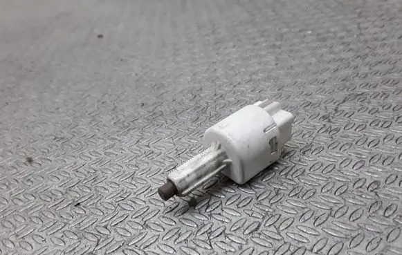 Toyota Avensis Verso Brake pedal sensor switch