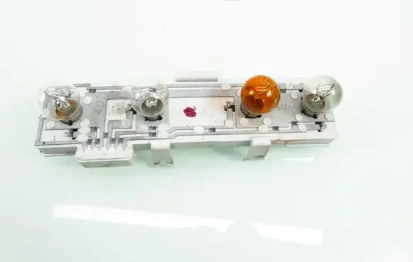 Skoda Octavia Mk2 (1Z) Tail light bulb cover holder 1Z5945257A