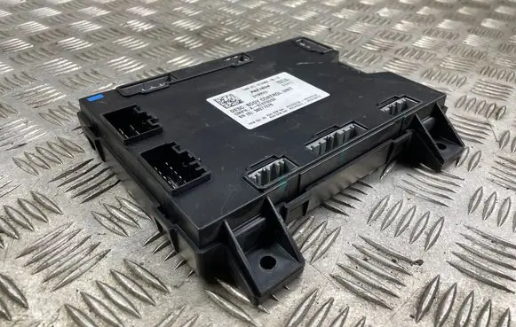 Tesla Model S Other control units/modules 101090600G 30077276 A0747G03X