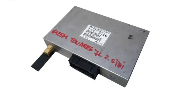 Volkswagen Touareg I Bluetooth control unit module 7L6035729F