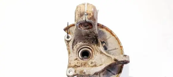 Volkswagen PASSAT B6 Front wheel hub