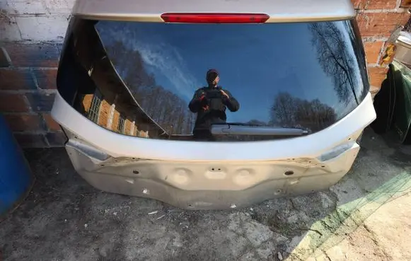 Ford Mondeo MK V Tailgate/trunk/boot lid