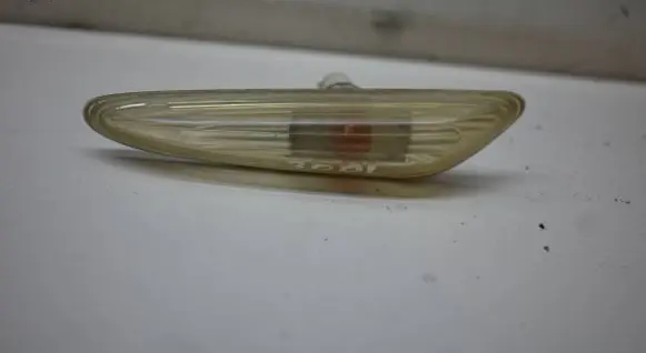 BMW 3 E46 Front fender indicator light