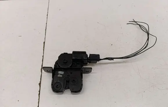 Renault Arkana Tailgate/trunk/boot lock/catch/latch 905039428R