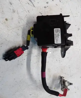 Renault Captur II Positive cable (battery) 285A82470R 030024400 202111440014