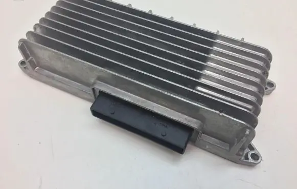 Audi A5 8T 8F Sound amplifier 8T0035223J