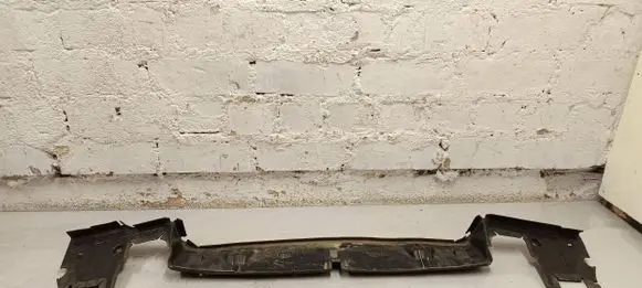 BMW X3 G01 Radiator trim 7399997