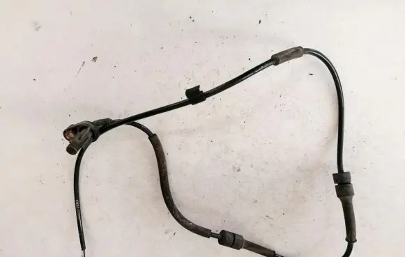 Peugeot Partner ABS brake wheel speed sensor 0265007666