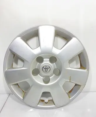 Toyota Verso R16 wheel hub/cap/trim 426020F010