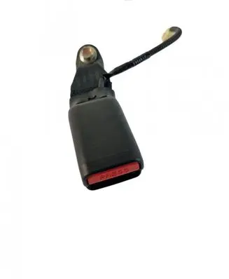Isuzu D-Max Rear seatbelt buckle