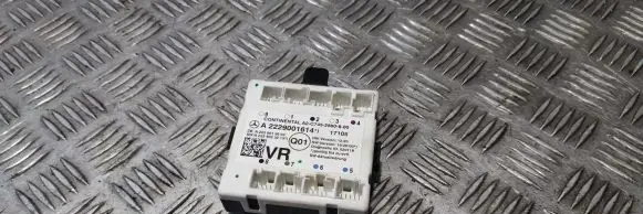 Mercedes-Benz GLC C253 Door control unit/module A2229001614