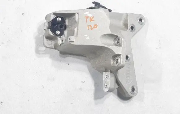 Hyundai Kona I Gearbox mounting bracket 