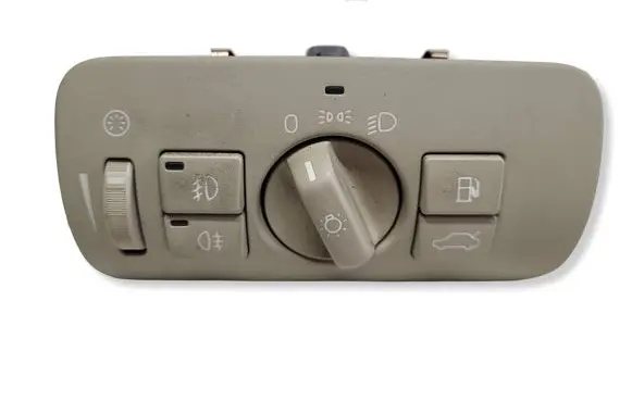 Volvo V70 Light switch 30739422