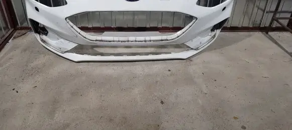 Ford Focus Front bumper