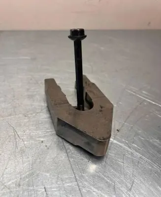 Nissan Navara D40 Fuel Injector clamp holder