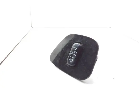 Mercedes-Benz C W203 Electric window control switch 534240