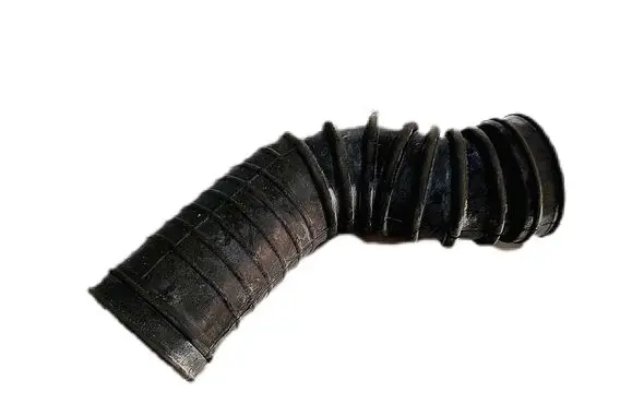 Air intake hose/pipe