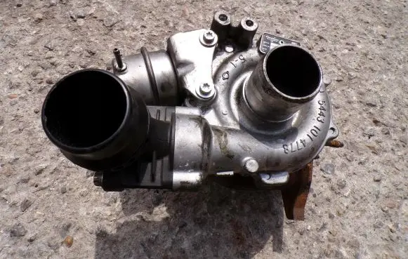 Renault Trafic III (X82) Turbo 54389700018
