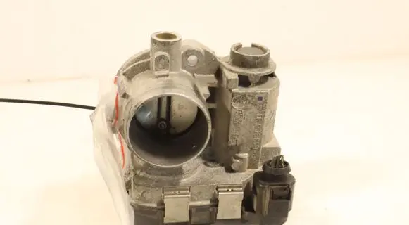 Skoda Fabia Mk3 (NJ) Throttle body valve 04C133062D