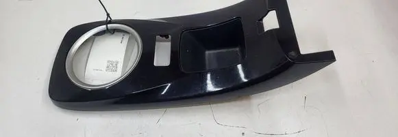 Nissan Leaf I (ZE0) Gear shifter surround trim plastic 969ZW3NF0A