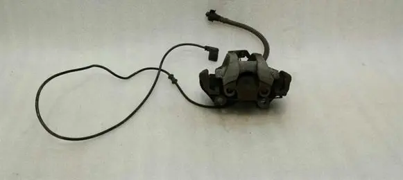 Mercedes-Benz CLS C219 Rear brake caliper A0024202883