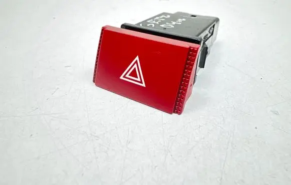 Hyundai Getz Hazard light switch