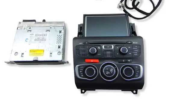 Citroen DS4 Radio/CD/DVD/GPS head unit 503551321200 18770B26 8AZ0FFP7E