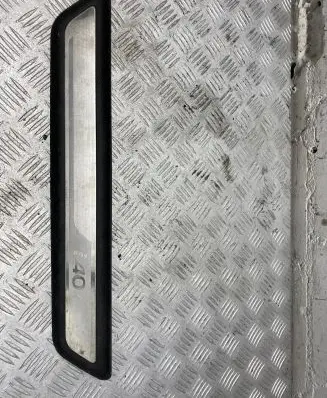 Hyundai i40 Front sill trim cover 858833Z100