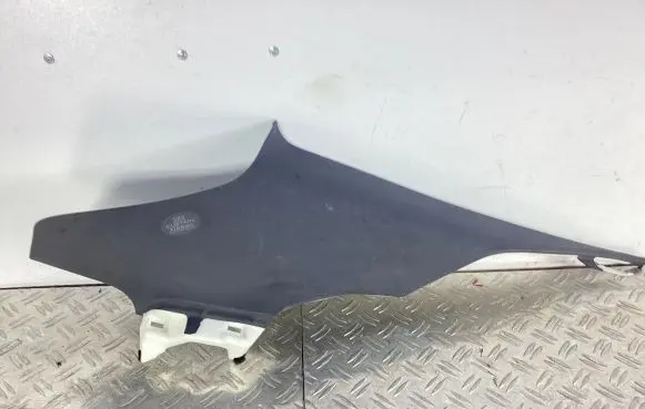Lexus RC (B) pillar trim (top) 6247024060