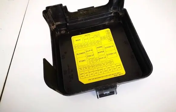 Hyundai i30 Fuse box cover 919512r111 91951-2r111