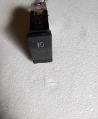 Fog light switch