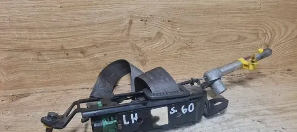 Volvo S60 Front seatbelt