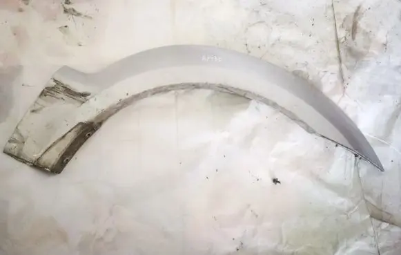 Front arch trim