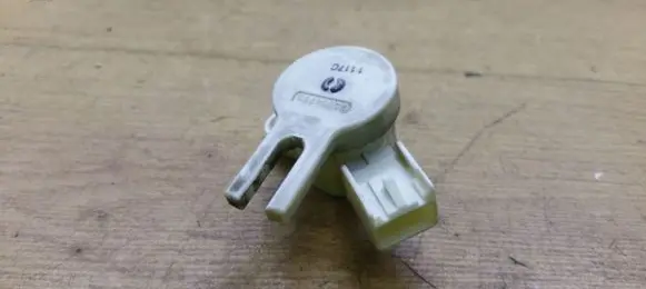 Clutch pedal sensor