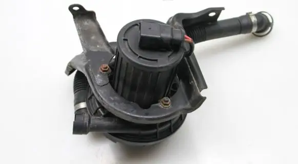 Audi A6 S6 C6 4F Secondary air pump 06A959253B