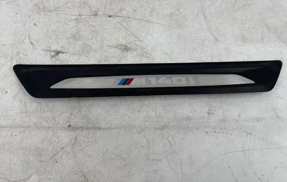 BMW 1 F20 F21 Front sill trim cover 25891810