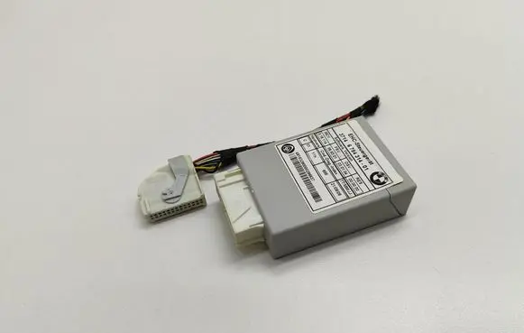 BMW 5 E60 E61 Air suspension control unit module (rear) 6784314 37146784314 678431401