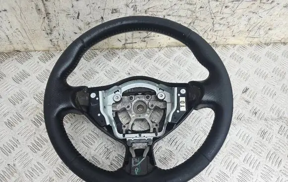 Nissan Juke I F15 Steering wheel 