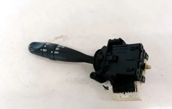 Toyota Avensis Verso Indicator stalk 1736481